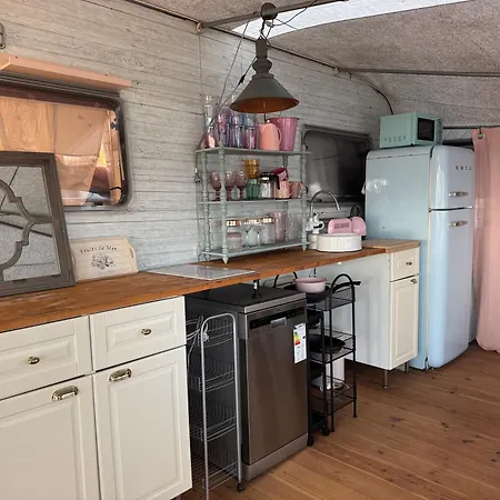 Holiday home Przyczepa Prowansalska 30m Od Zatoki Puckiej *