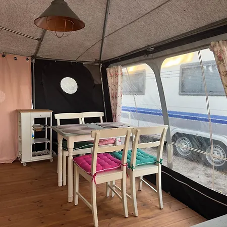 Holiday home Przyczepa Prowansalska 30m Od Zatoki Puckiej *